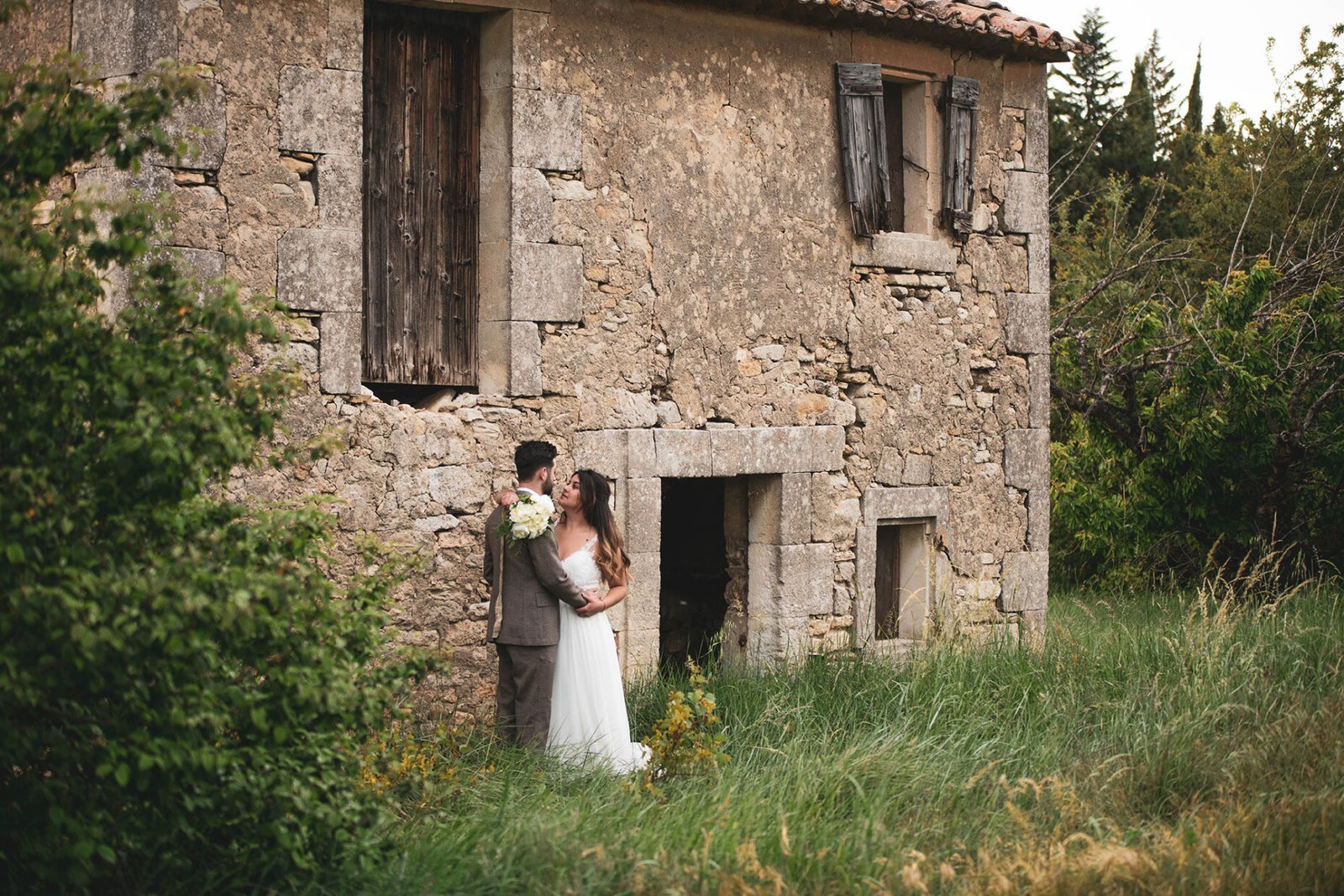 contact wedding planner